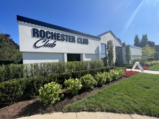 Rochester Club Apartments property